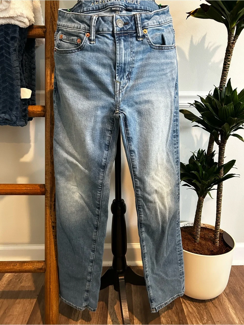 American Eagle Outfitters Light Blue Straight Men’s Jeans Size 28 x 30